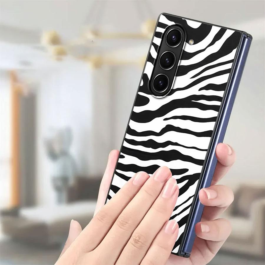 Zebra Striped Sunflower Back P - Phone Cases Z Fold 4 recension och pris